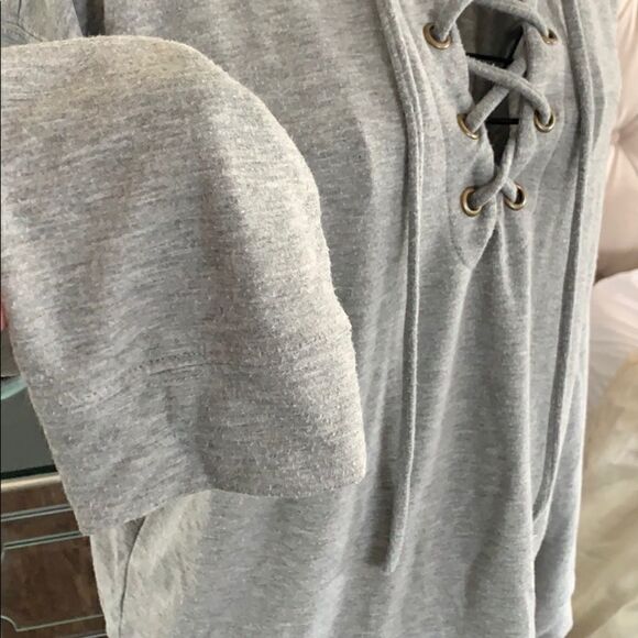 SKY AND SPARROW Lace Up Womens Sweatshirt | size M - Picture 4 of 6